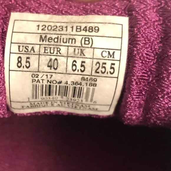 Brooks Adrenaline GTS 17 Running Shoe - Picture 10 of 11